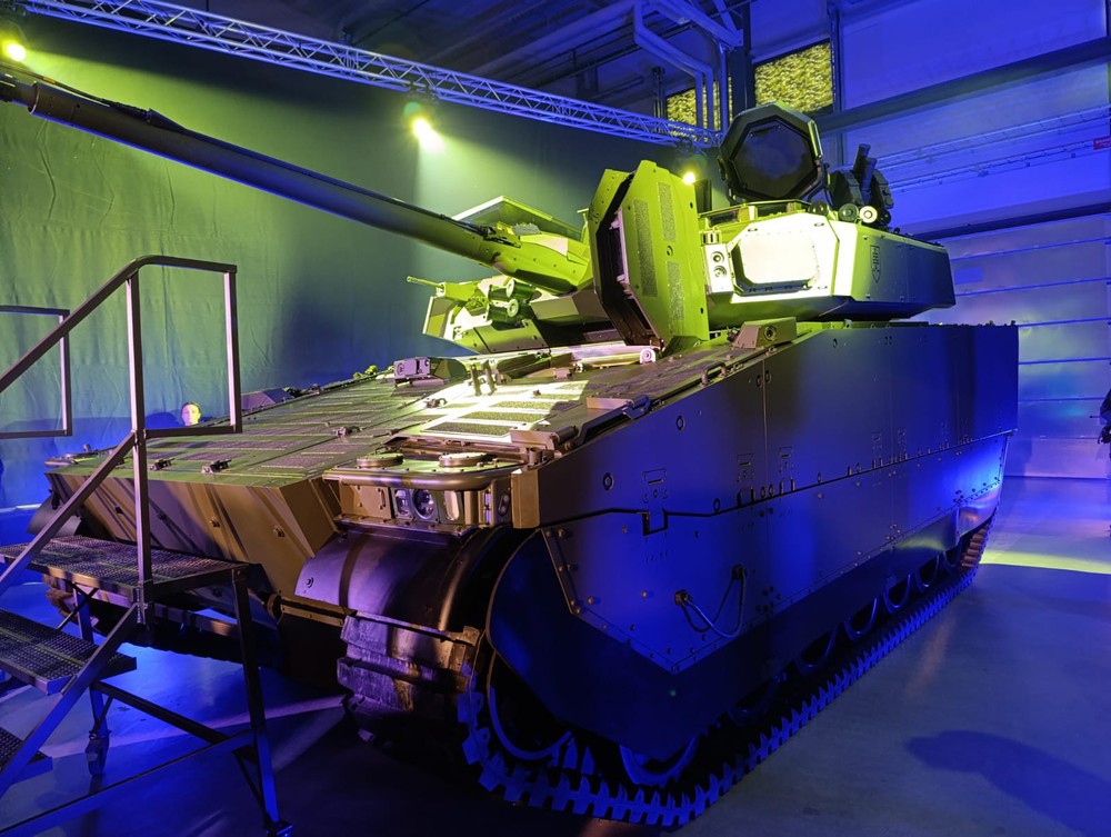 vozidlo CV90 predstavenie