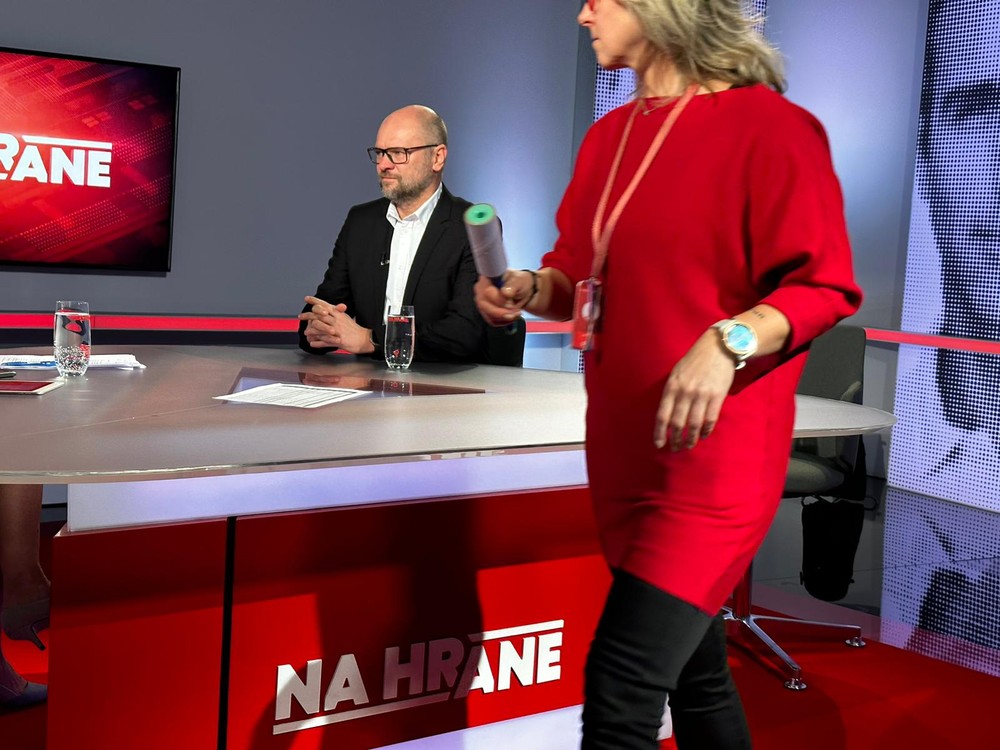 Na hrane o pade vlady