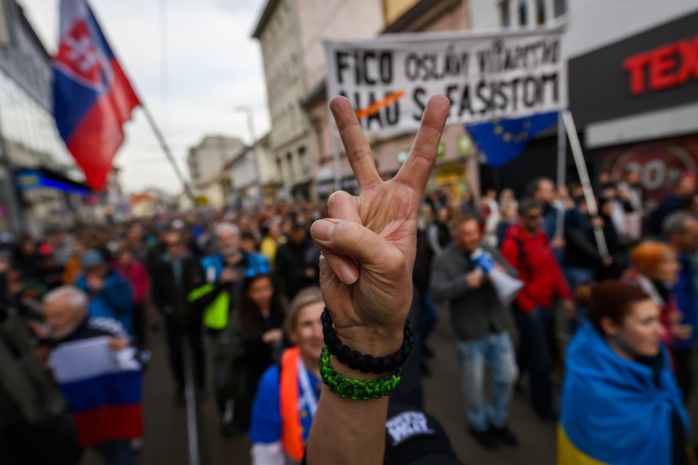 20252404_pochod_list_prezidentovi_05125110