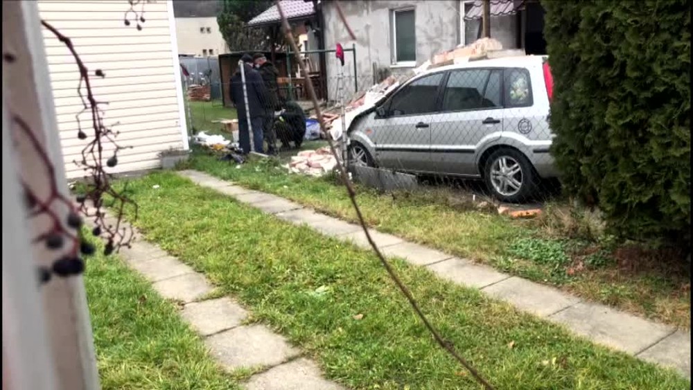 [multi] Mikova chlapec 2966