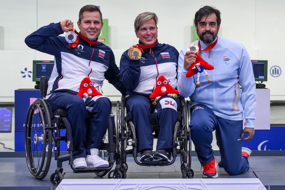 2024109_para_pariz_den4_40069293