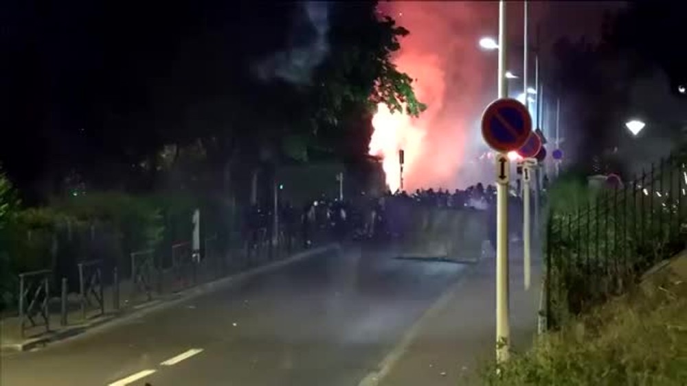 [multi] Francúzsko protesty 10265