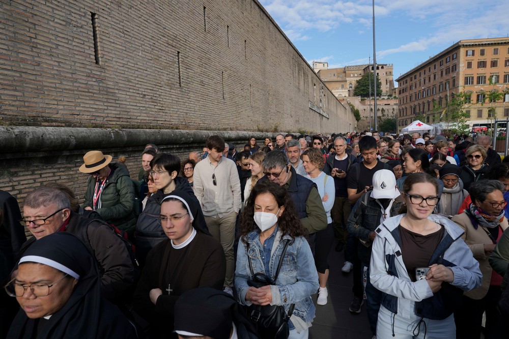 Vatican_Pope311124