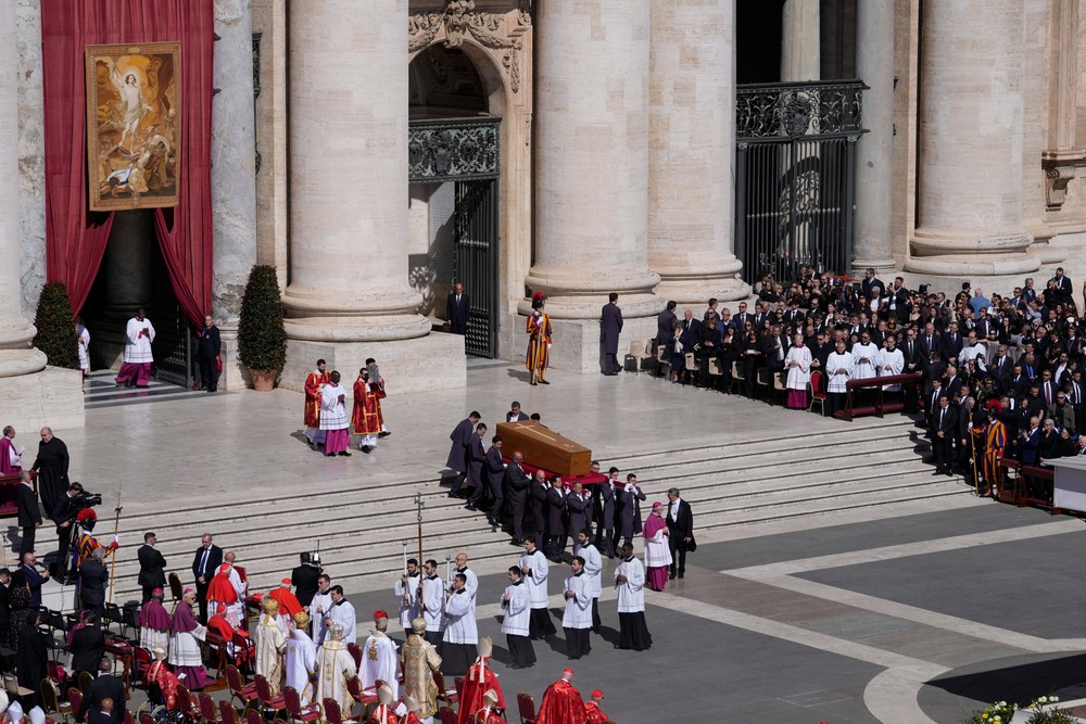 Vatican_Pope317490