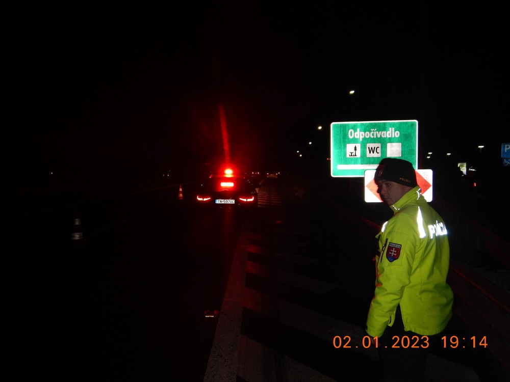 Dievčina neprežila zrážku