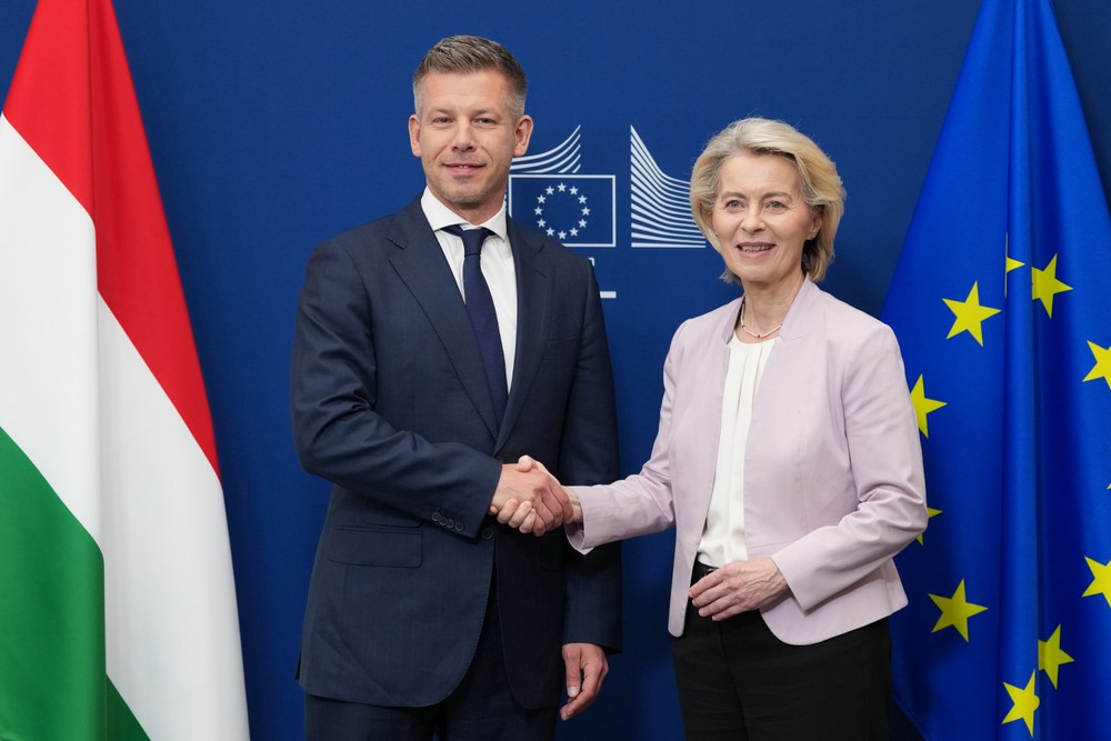 Péter Magyar sa stretol s Ursulou von der Leyen