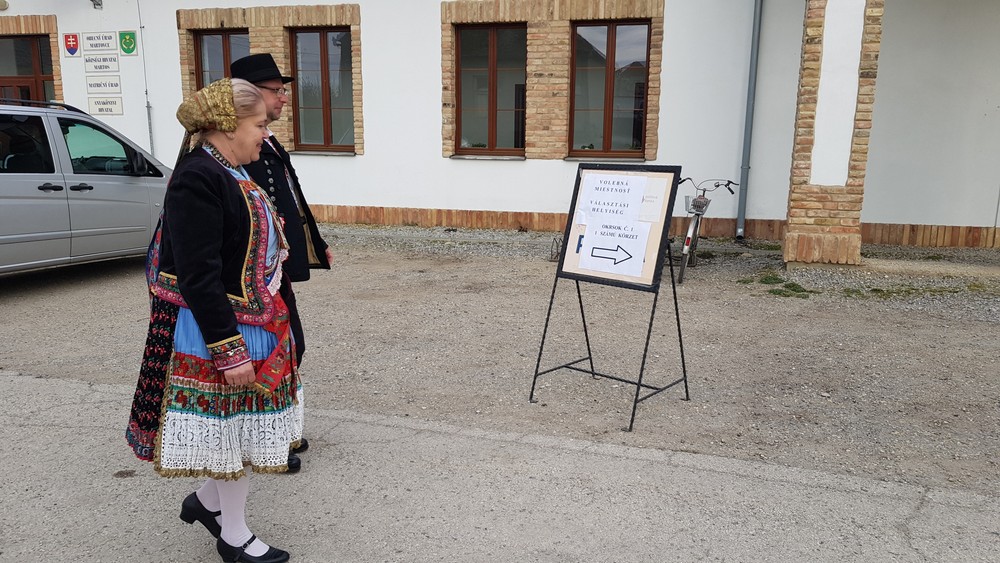 voľby 2024 - voľby v kroji