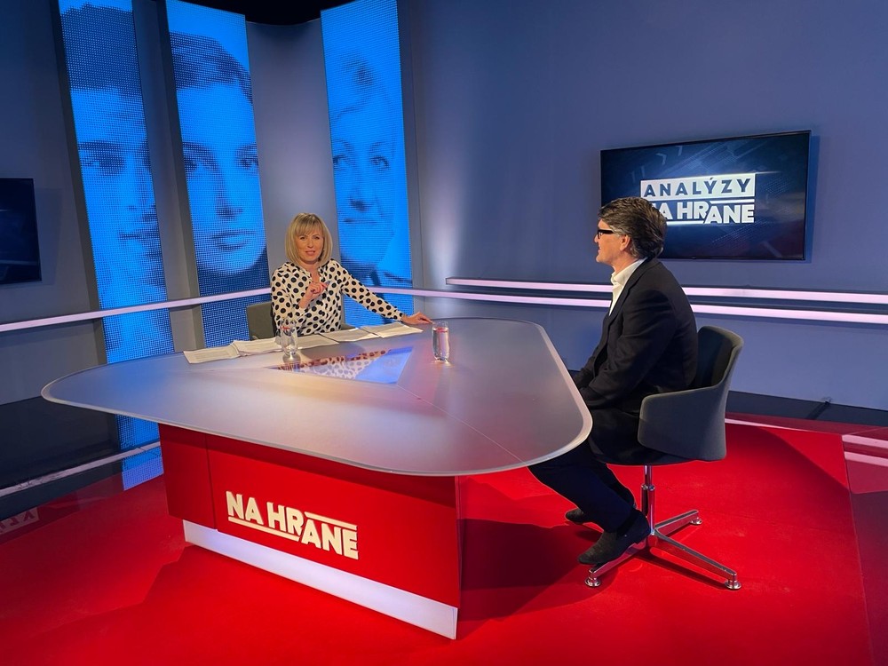 5250f3b6-4d7a-46de-9080-f0fc3d4600f6