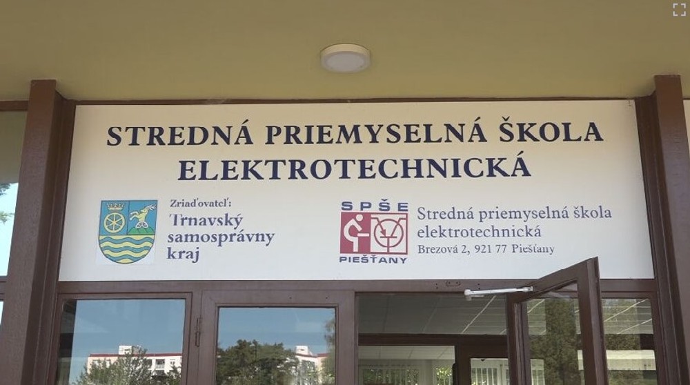 Na internáte zomrel len 17-ročný chlapec. Príčinou mali byť drogy (5)