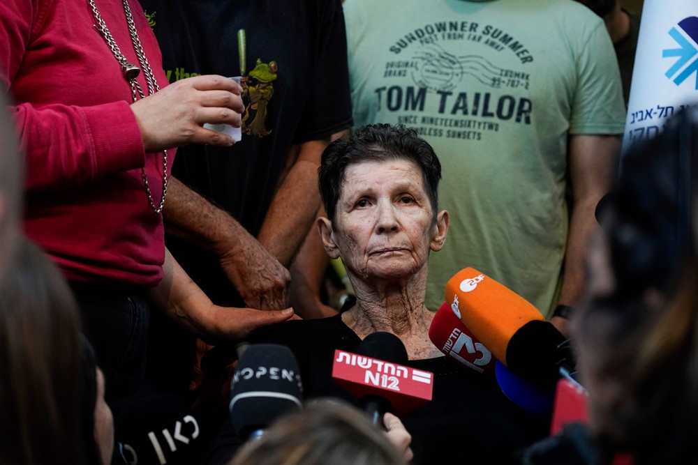 Prepustené rukojemníčky Jocheved Lifšicová (87) a Nurit Cooperová  (79) Izrael Gaza Hamas vojna