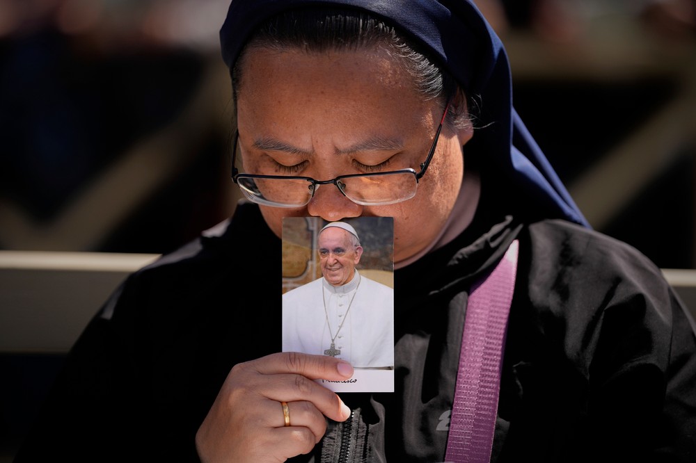 APTOPIX_Vatican_Pope317765