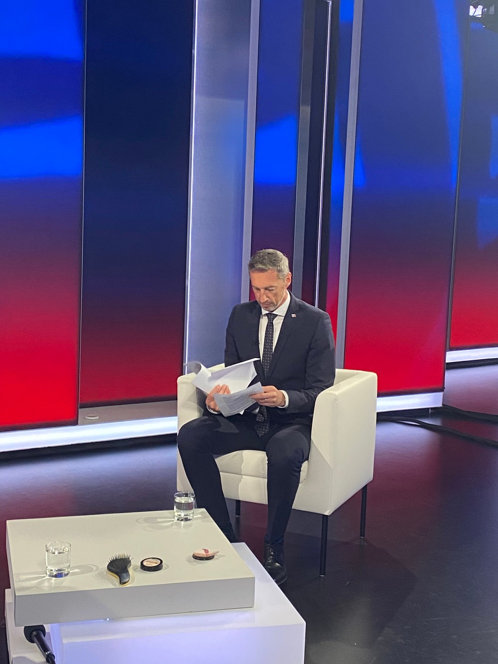 Politika 24 s Milanom Majerským