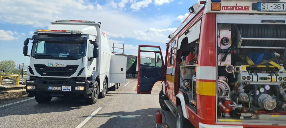 Nehoda na diaľnici D2