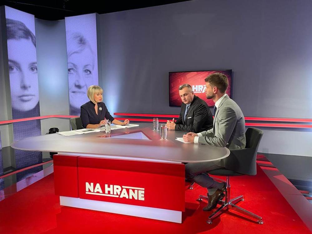 3daf3a98-0d86-4280-a7f5-6e112fdb82da