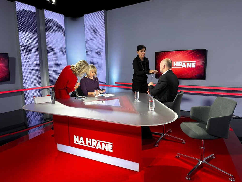 Na hrane o pade vlady