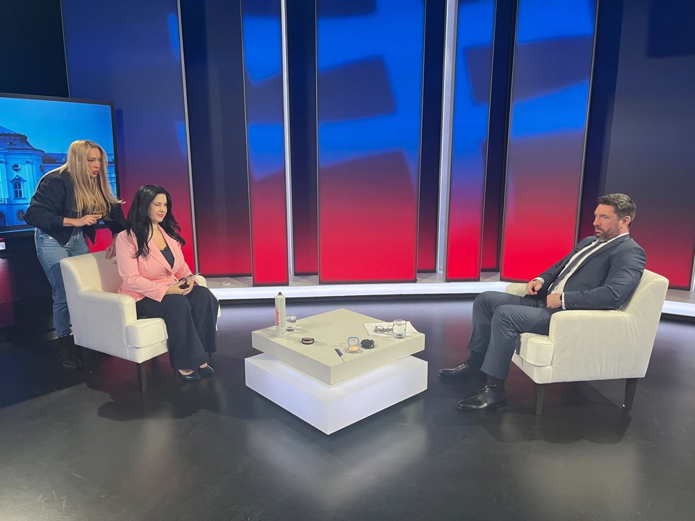 Politika 24 - Richard Takáč 8