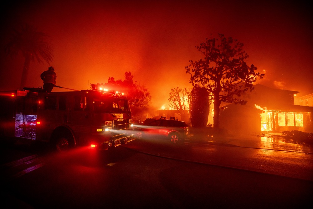 APTOPIX_California_Wildfires015959099297
