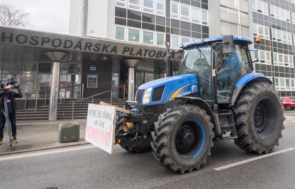 protesty farmari BRATISLAVA (1)
