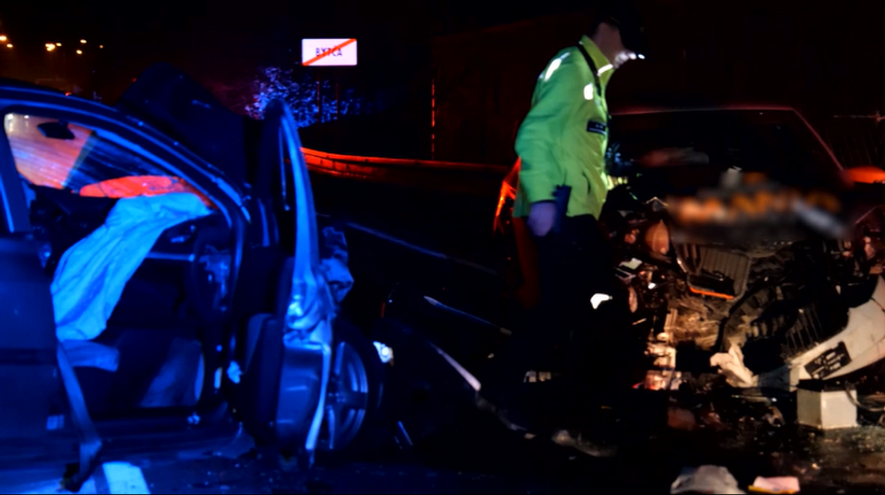 Na rovnom úseku v Bytči došlo k čelnej zrážke. V protismere sa náhle zjavilo protiidúce auto 