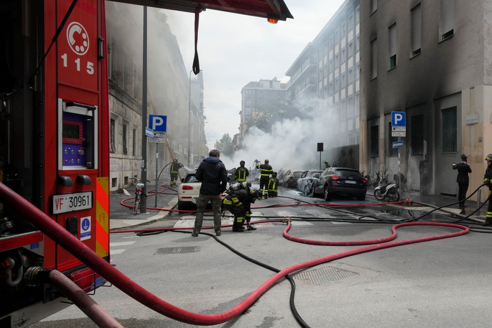 Italy_Explosion345951957565