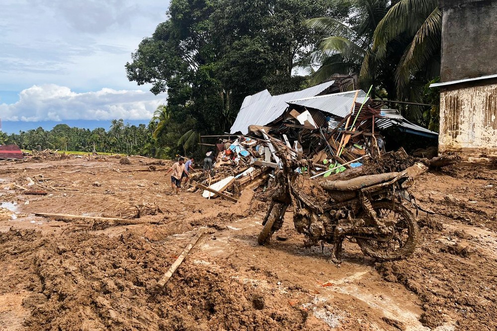 Indonesia_Extreme_Weather_Landslides877603