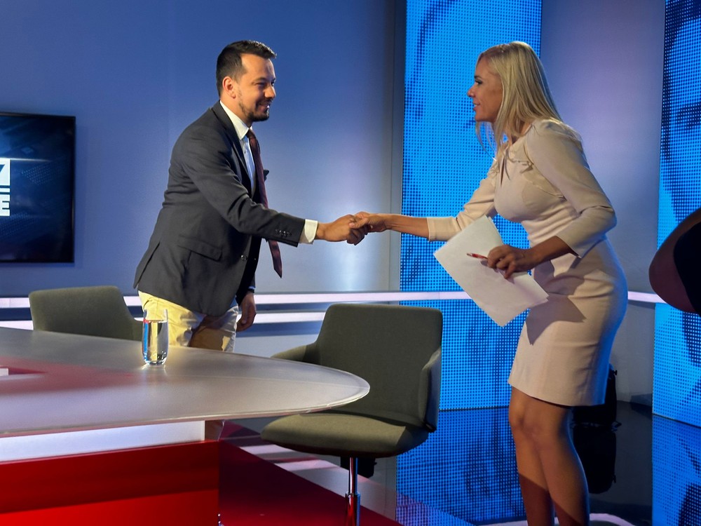 6b610e1b-1ee5-442f-ad7a-0f07946d1b44