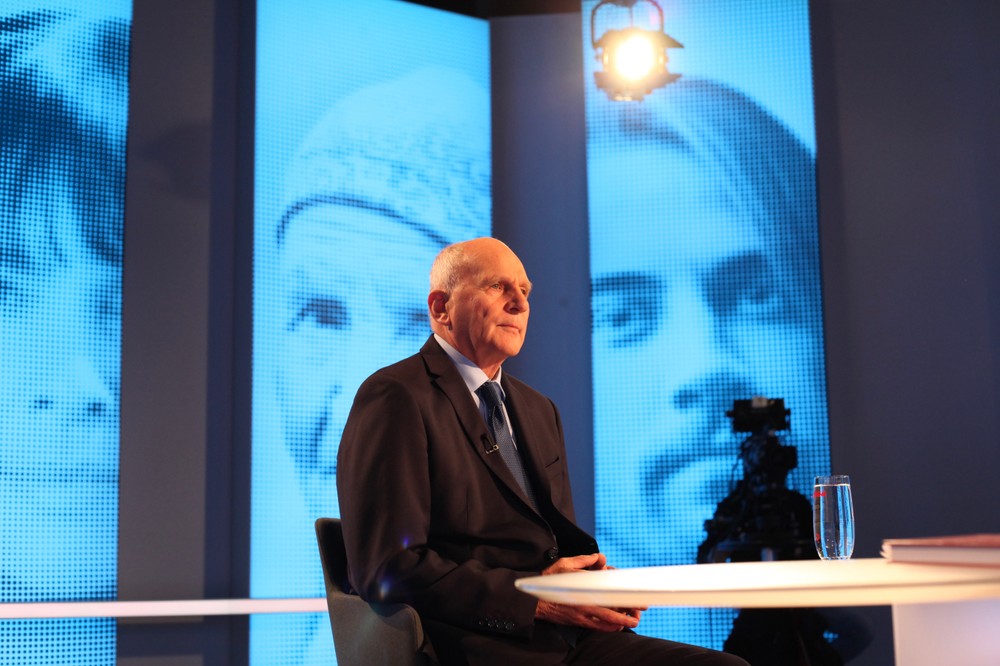 Analýzy Na hrane s Františkom Mikloškom