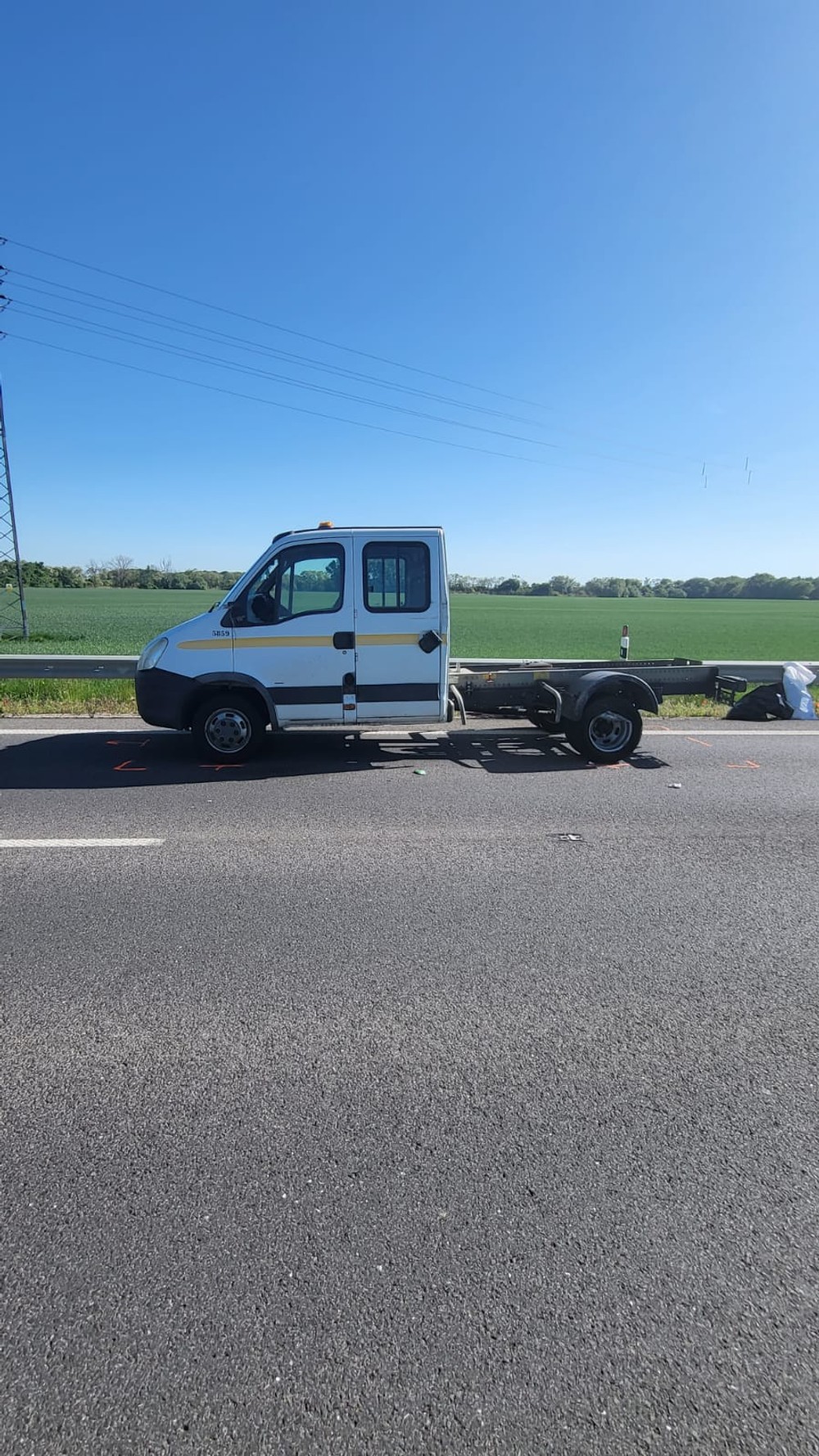 Nehoda autobusu a kamióna