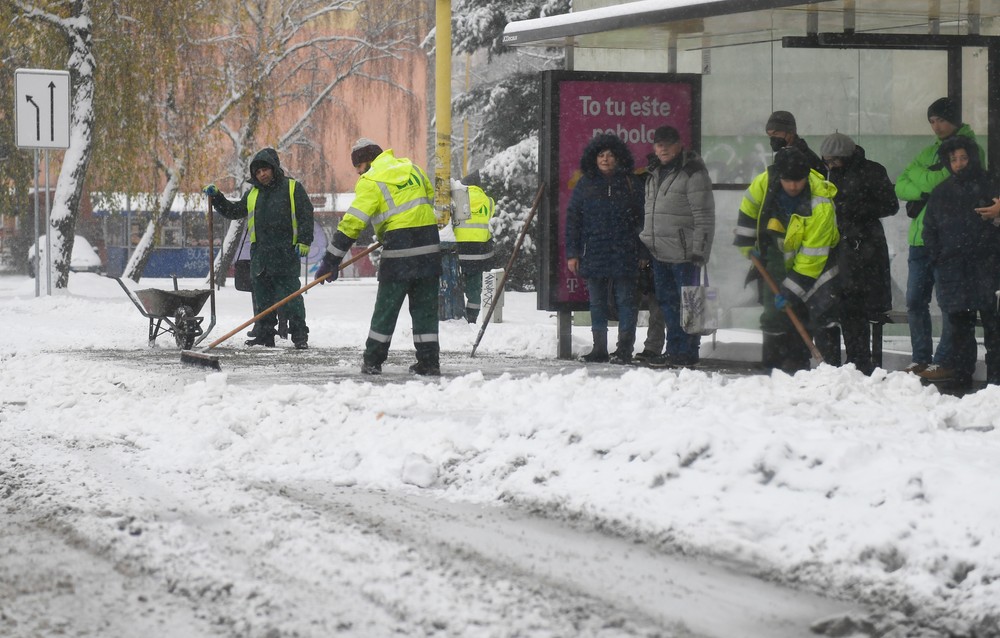 košice počasie sneh zima cestári (3)