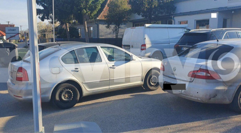 Prehliadka priestorov obvineného muža z terorizmu