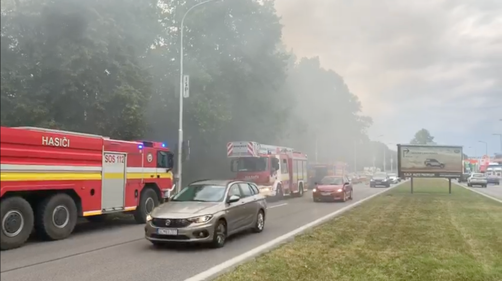 Požiar unimobuniek na Rožňavskej ulici
