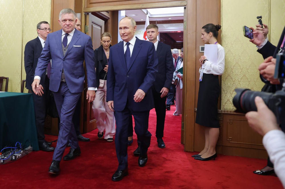 China_Russia_Slovakia632978