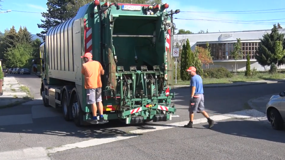 smetiari il komunalny odpad (1)