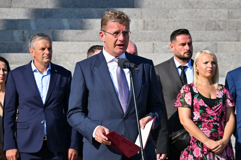 240901_dod_nrsr_05069220