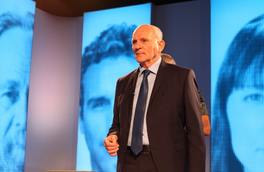 Analýzy Na hrane s Františkom Mikloškom