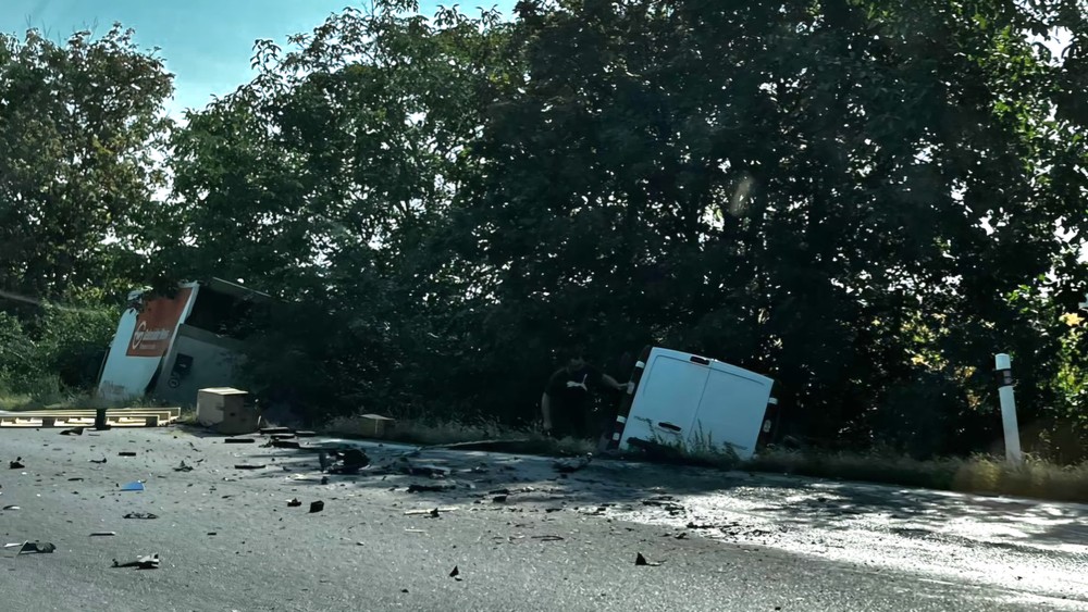 Nehoda kamiónu a dodávky na D1