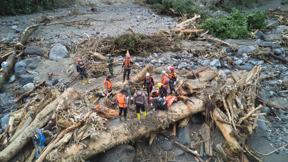 Indonesia_Extreme_Weather_Landslides877435