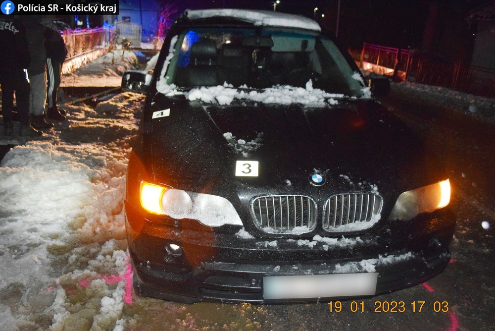 Tragická nehoda, starenka podľahla zraneniam