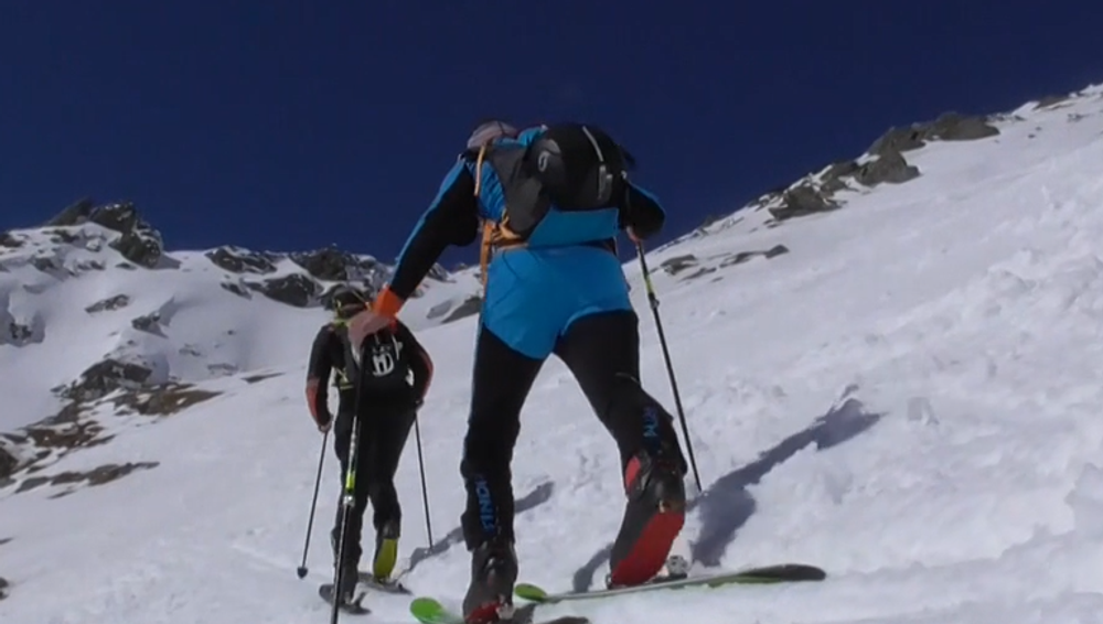 Skialpinisti