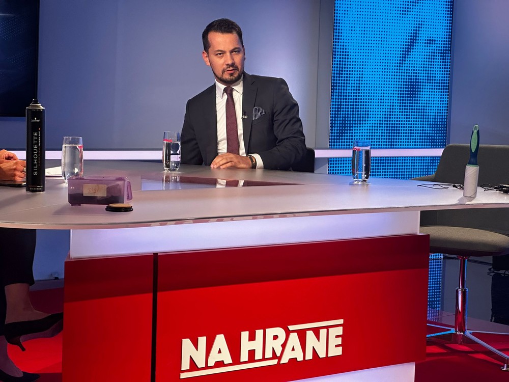 32bd062f-33c4-4ffb-92c4-93d1b20a0ff6