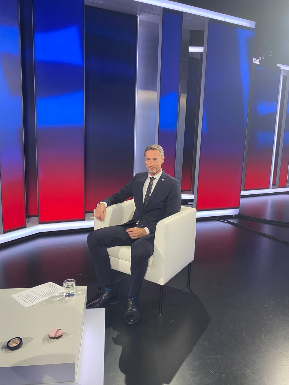 Politika 24 s Milanom Majerským