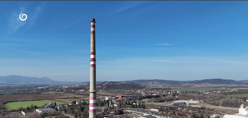 [multi] NEBEZPEČNÉ KOMÍNY / 2367 (cropped)