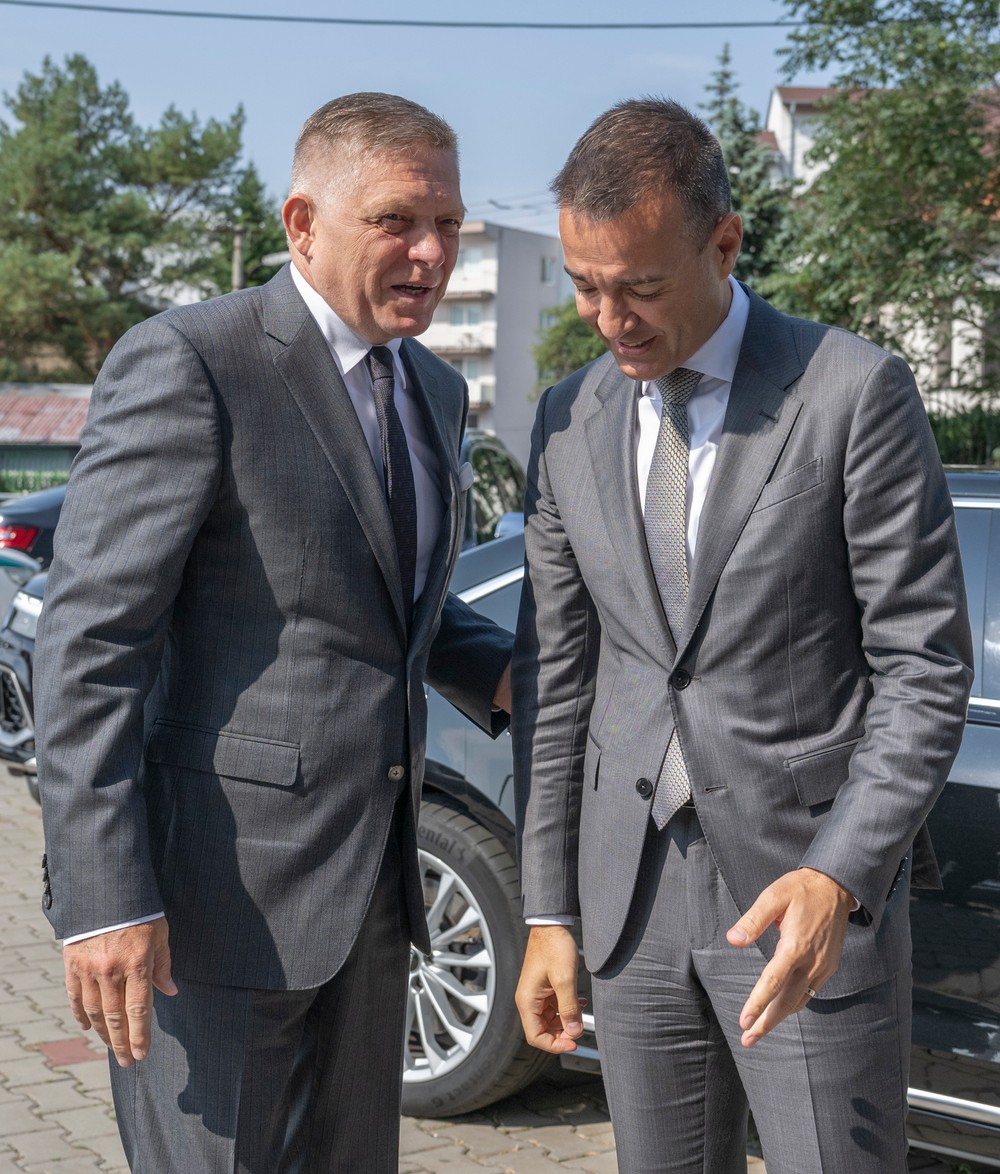 Robert Fico navštívil Ministerstvo školstva