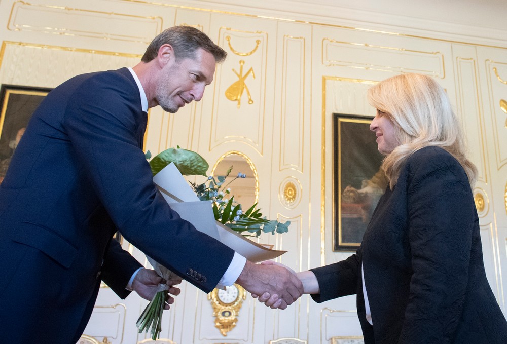 voľbynrsr23 prezidentka Majerský prijatie (1)