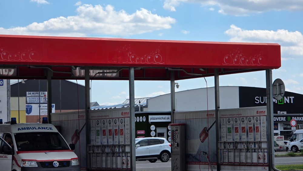 Autoumývarka v Pezinku 2