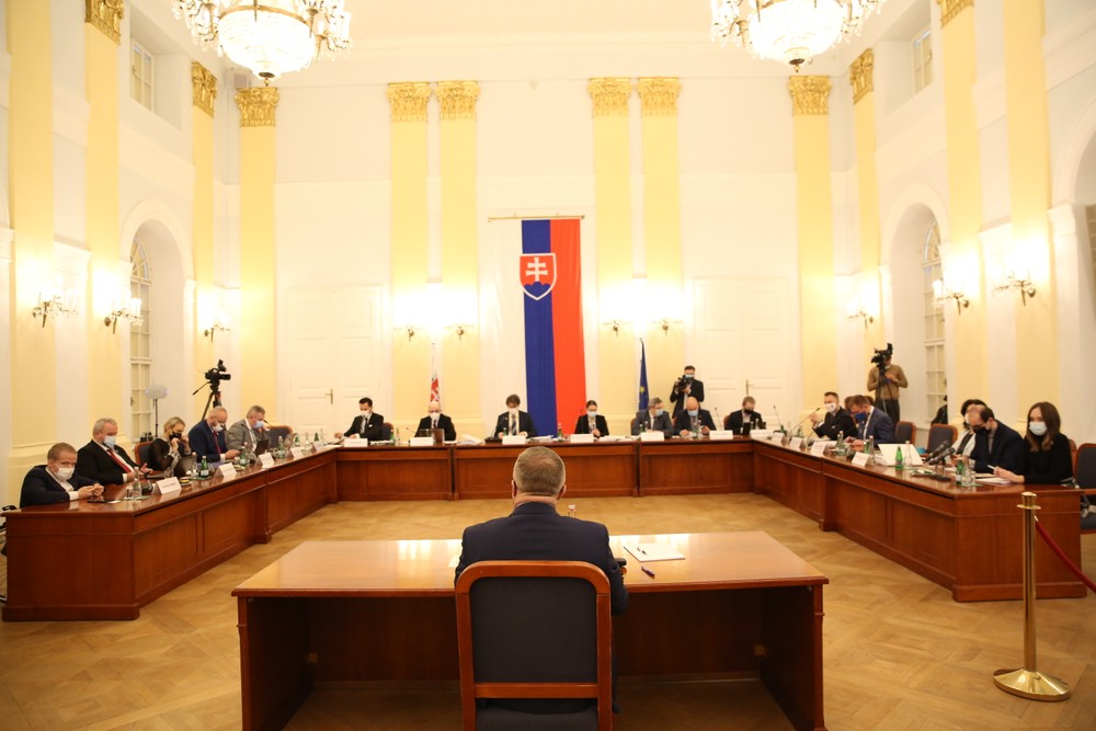 Druhý deň vypočúvania kandidátov na šéfa generálnej prokuratúry