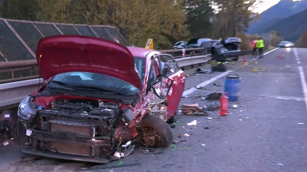 zrazka nehoda auta vozidla zranenia