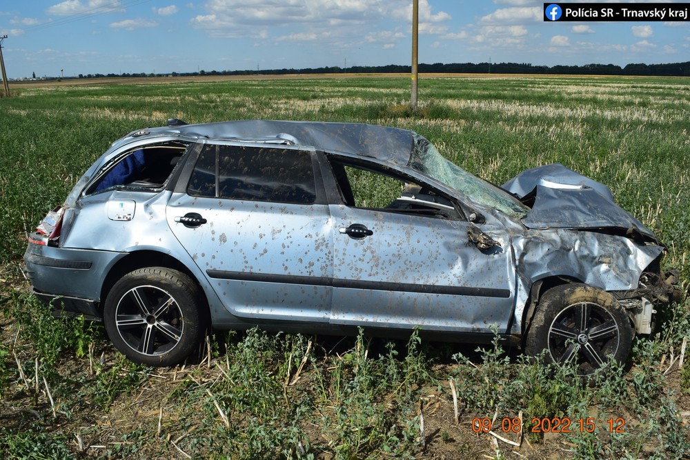 Len 16-ročná spolujazdkyňa utrpela vážne zranenia