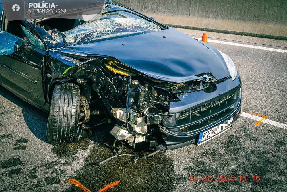 Dopravná nehoda na R1 (5)