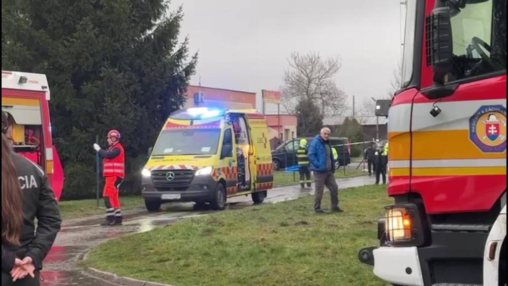 [multi] Zavalenie robotníkov pri Veľkých Kapušanoch 3229